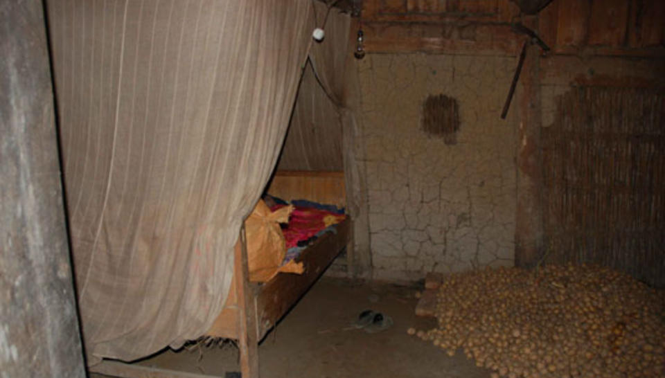 Pour la survie des pandas… et des montagnards du Sichuan diaporama,4526-Bedroom-Luan-Touping.jpeg